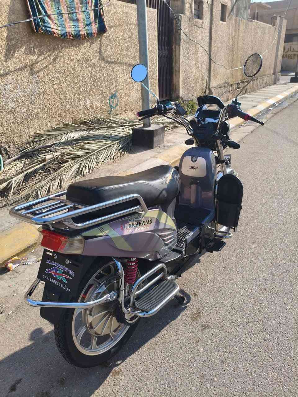 دراجة هارلي موديل 24 فول نظافة مناقصها شي ..
الكهربائيات كلها شغاله .. دبل اشاره .. لايت عالي ناصي ..
الدراجة نظيفة ومناقضها اي شي ..
السعر 500 .. وبي مجال ..
*********** .. واتساب ..
