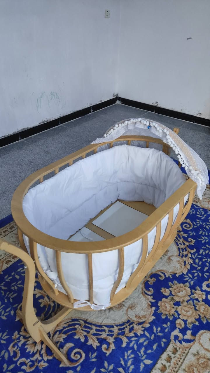 #كريكوت اطفال استعمال قليل 
كلش نظيف وسويتلة غراش عند النداف
وبي هزاز وشكلة جميل للبيبي 
شدسعرة 125 الف والتوصيل مجاني داخل بغداد


**إذا كنت صاحب هذا الإعلان وتريد حذفه لأي سبب، رجاءا أرسل رسالة إلى الدعم الفني**