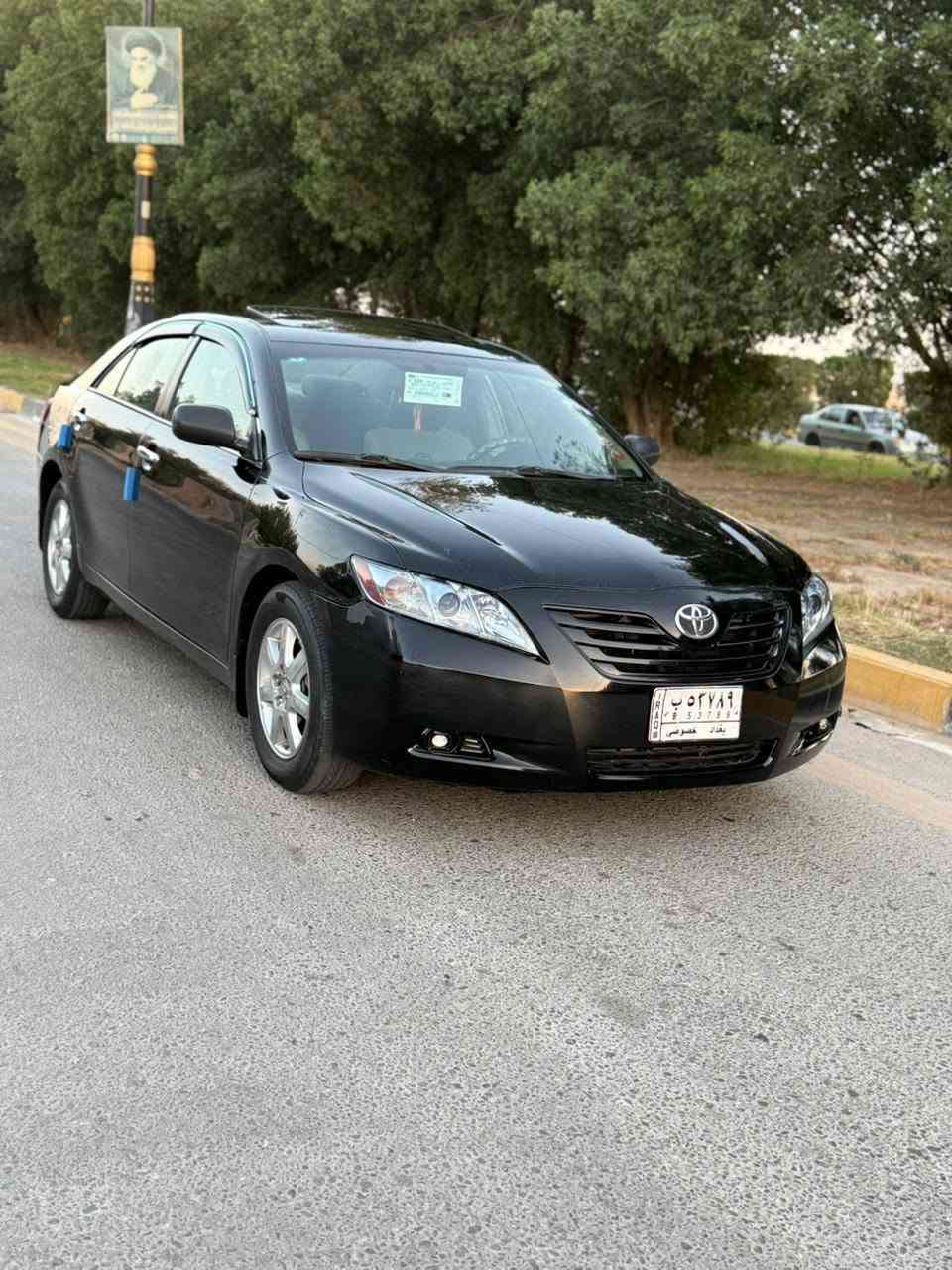 السلام عليكم سيارة البيع نوع كامري موديل 2009 وراد امريكي  فؤؤؤؤل مواصفات واحد ع واحد جاملغ خلفي بدون دواخل بيه مكانات رش كلير كفاله كير مكينه لغود شواصي تبريد تدفئه حداديه تخم تاير كوله جديد العنوان كربلاء السعر 82وبيه مجال بصيط حك الجيه انتصال فقط ***********
