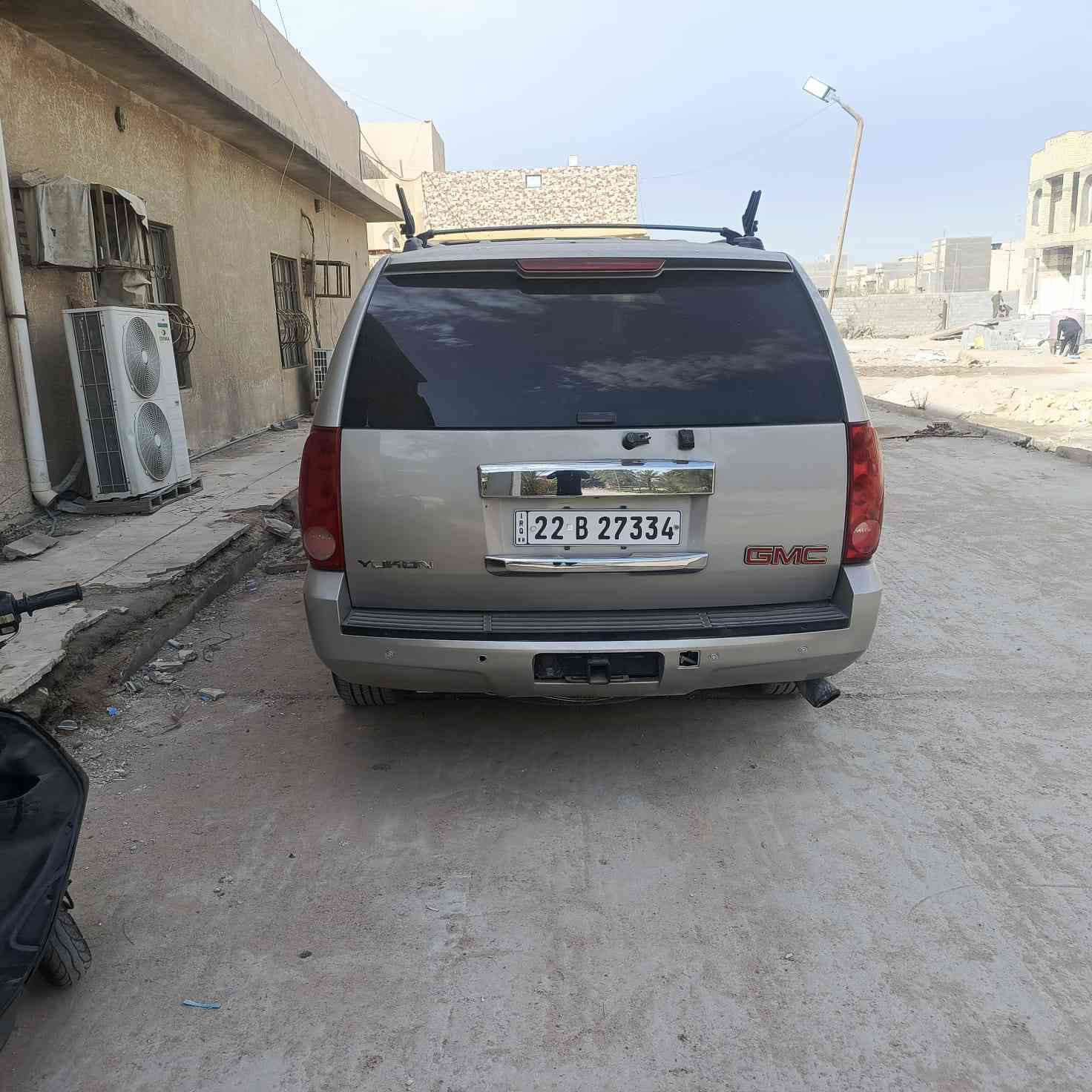 سلام عليكم سياره جي ام سي  دنلي البيع او مراوس سياره كفاله من الكص والصبغ والضربه مديل 2009 سياره متومه طبق الصل شرط حاسبه  سعر 95 وبيها مجال مكاني بصره *********** 
***********
