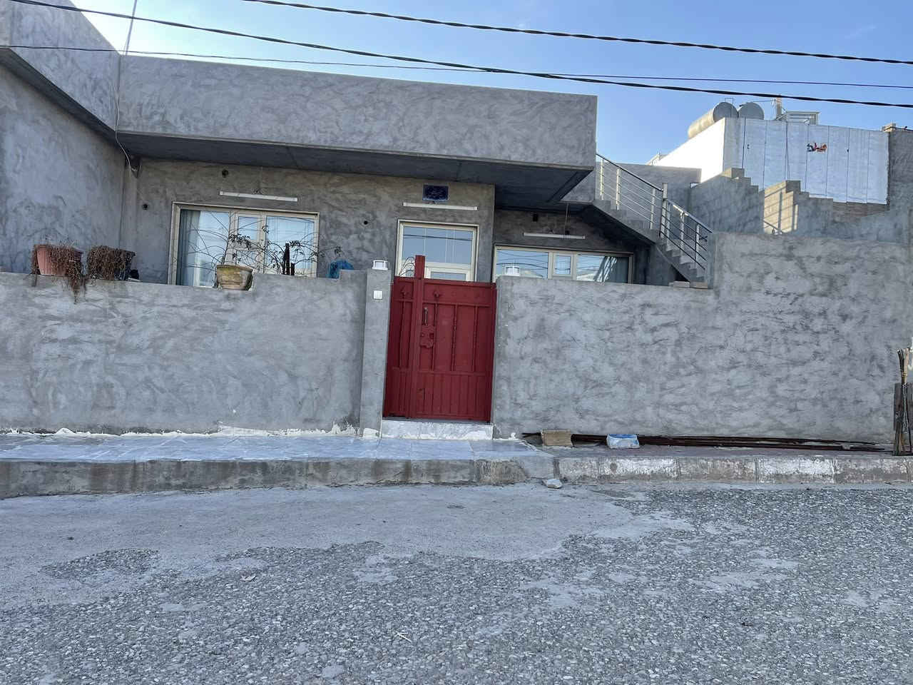 @slimany
سلامو علیکم 
دار في سلیمانیە 
٣٠٠ متر 
سند 
مکان سلیماژیە تاسلوجە 
***********
