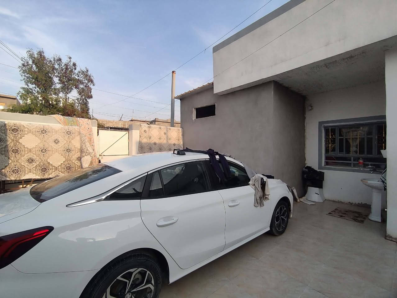 #مكتب_دار_السلام_للعقارات.
---

🏡 دار للبيع – حي الجمهورية / خلف مركز الشباب قريب على سوق حسن قوان وقريب على جامع ستار

- 📏 المساحة: 260 متر  
- 📑 الطابو: زراعي 
- 📍 الموقع: حي الجمهورية – خلف مركز الشباب مباشرة  
- 💰 السعر: 100 مليون دينار (قابل للتفاوض)  

✨ مميزات الموقع:  
- على شارع رئيسي مزدوج (السايدين)  
- قريب من الخدمات والأسواق  
- مناسب للسكن أو الاستثمار التجاري  

📞 للاستفسار والاتصال:  
- ***********  
 . 
 (الأستاذ جاسم البياتي)  

🏢 زورونا في مكتبنا: طوز / حي العصرية – شارع السايدين مقابل حسن كوستر  

عقارات_دارالسلام
🔹 بيع وشراء الدور والأراضي (سكنية – تجارية – زراعية)  
🔹 تنظيم كافة عقود البيع والشراء وتعقيب المعاملات  

---
