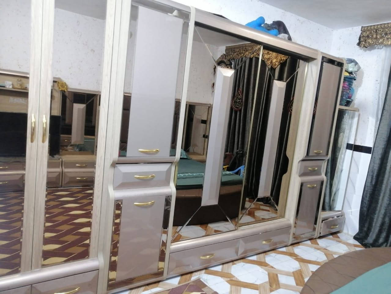 السلام عليكم غرفه للبيع اخو الجديد سعره1250 وبي مجال


**إذا كنت صاحب هذا الإعلان وتريد حذفه لأي سبب، رجاءا أرسل رسالة إلى الدعم الفني**