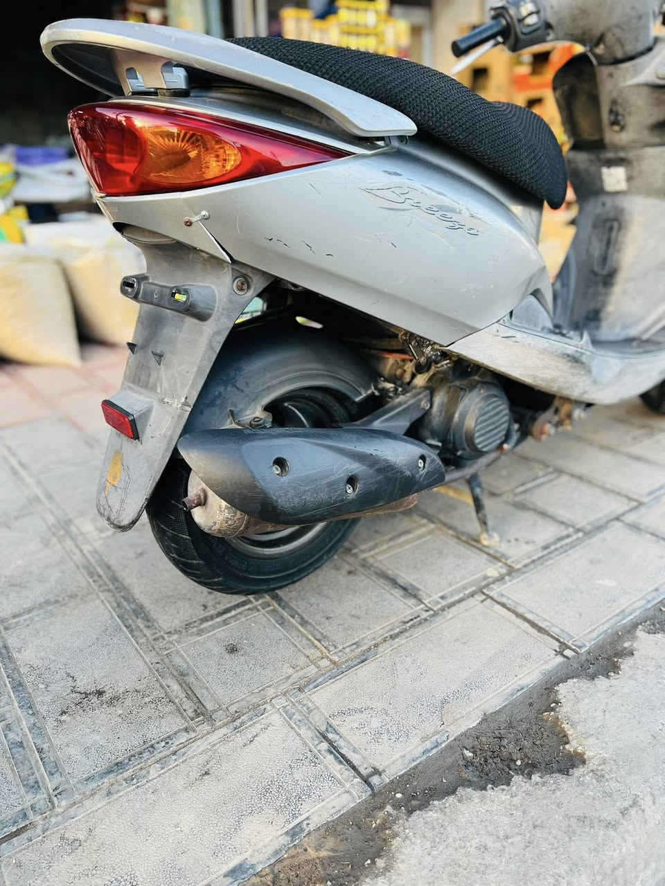 السلام عليكم دراجة بريز  فول نضافه مكينة بلادي كهربائيات شغالة نكره سلف مكفولة  مال جناي 

مكاني بغداد الكاظمية للاستفسار خاص


**إذا كنت صاحب هذا الإعلان وتريد حذفه لأي سبب، رجاءا أرسل رسالة إلى الدعم الفني**