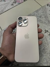 آيفون ١٦ برو ماكس • بطارية ٩٨٪ • دورات ٢٥٠