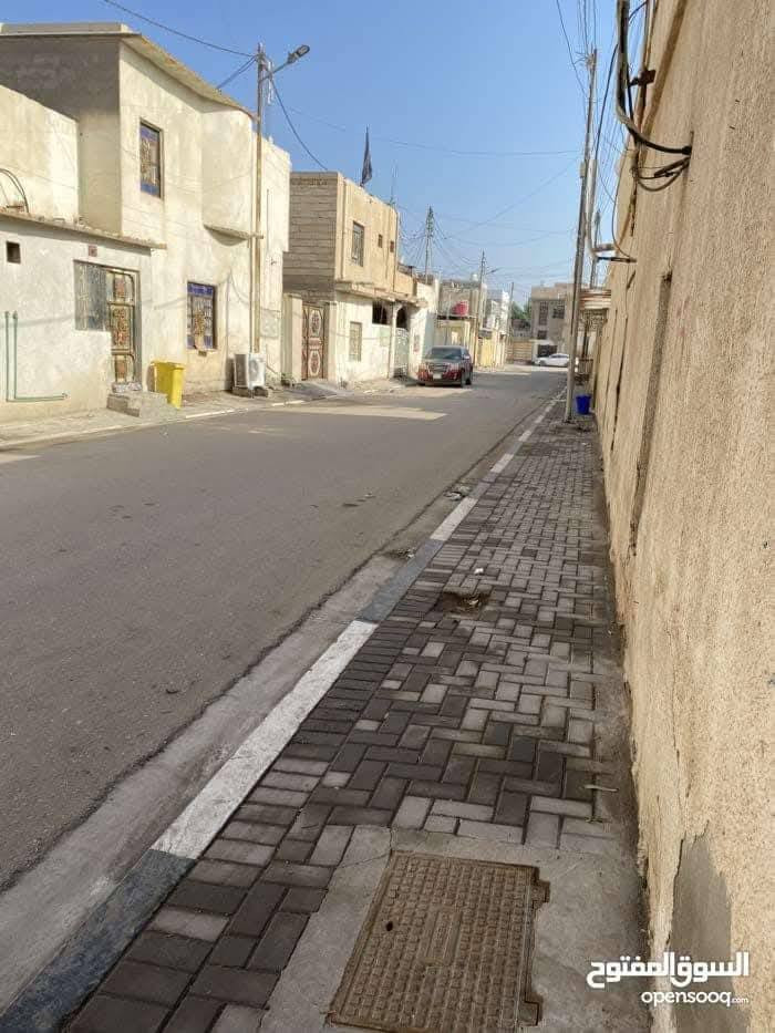 يعلن مكتب المرتضى للعقارات عن توفر
بيت قديم يباع قطعة ، في المعقل ، مقابل معرض البصرة الدولي
المساحة / 310 متر
الواجهة / 15.5 متر
النزال / 20 متر
السعر / 350 مليون

توجد لدينا عروض اخرى
للأستفسار الاتصال على الارقام التالية 
*********** - ***********
نستقبل كافة العروض والاعلانات نشرها وترويجها مجانا
عنوان المكتب / الجنينة / شارع جامع الكرناوي / مقابل فتافيت سنتر
