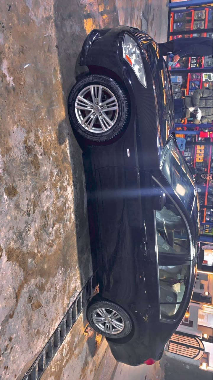 سلام عليكم سياره انفنتي البيع موديل 2013 
رقم اربيل فول موصفات 
فتحه شاشه تحكم ستيرن 
تخم تاير جديد كامره دوره 
يعني موصفات النفنتي معروف 
بيه دونز قليل 
السعر 85$
وبيه مجال 
الحادث مالته جاملغ الخلفي جة الصدر 
امه باقي السياره حلووو ***********
