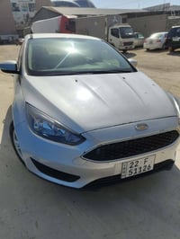 فورد فوکس SE 2017 دوو پارچە سبوغ بێ ئارباک  گیر ومکینە بە شرت  0750359...