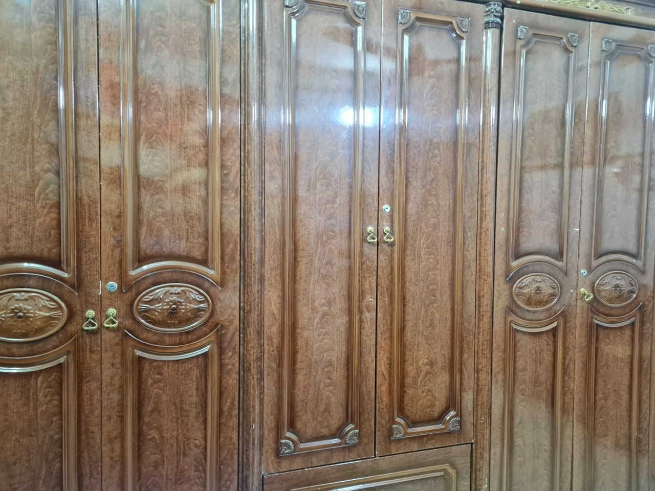 لوكر 110
منضد 200
كنتور ماليزي مع مجرات وكومديات 125


**إذا كنت صاحب هذا الإعلان وتريد حذفه لأي سبب، رجاءا أرسل رسالة إلى الدعم الفني**