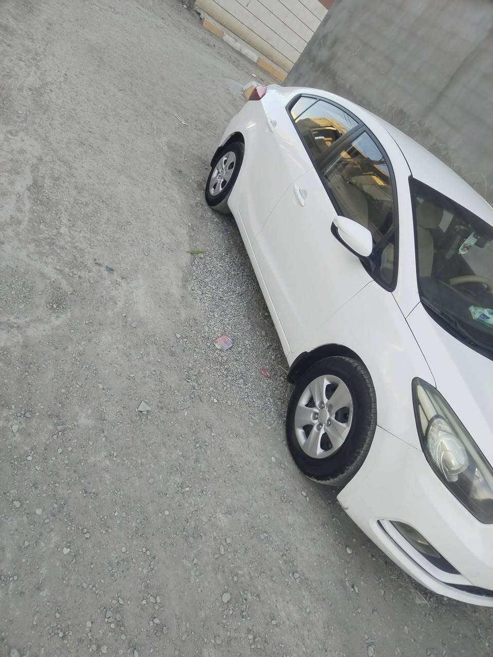 سلام عليكم
للبيع سيراتو 2014 خليجي بيه قبق صندوك مبدل نفس الون السعر 110 اوبيه مجال للاستفسار اتصال على الرقم ***********
