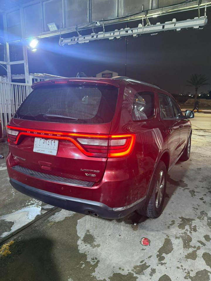 لسلام عليكم من رخصه الادمن دورنكو موديل 2014خليجي بس بيه شويه صبغ بلبنيد المحافظه بغداد السعر 190 وبيه مجال  لاستفسار ***********
