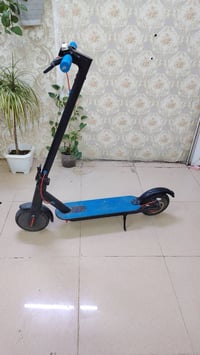 سكوتر شحن • جديد • كفالة