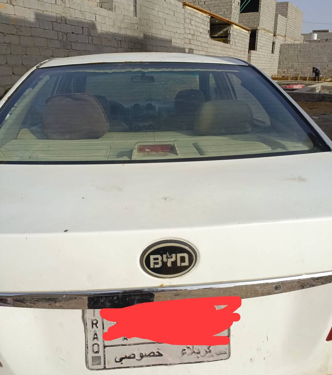 السلام عليكم بي واي دي اوتوماتيك بصمه ثري موديل 13رقم كربلاء لون ابيض السيارة حره  يعني مو مال مصرف السعر 30ورقه بيه مجال حك الجيه السيارة في كربلاء مداور ثاني يوم ***********شوف العين
