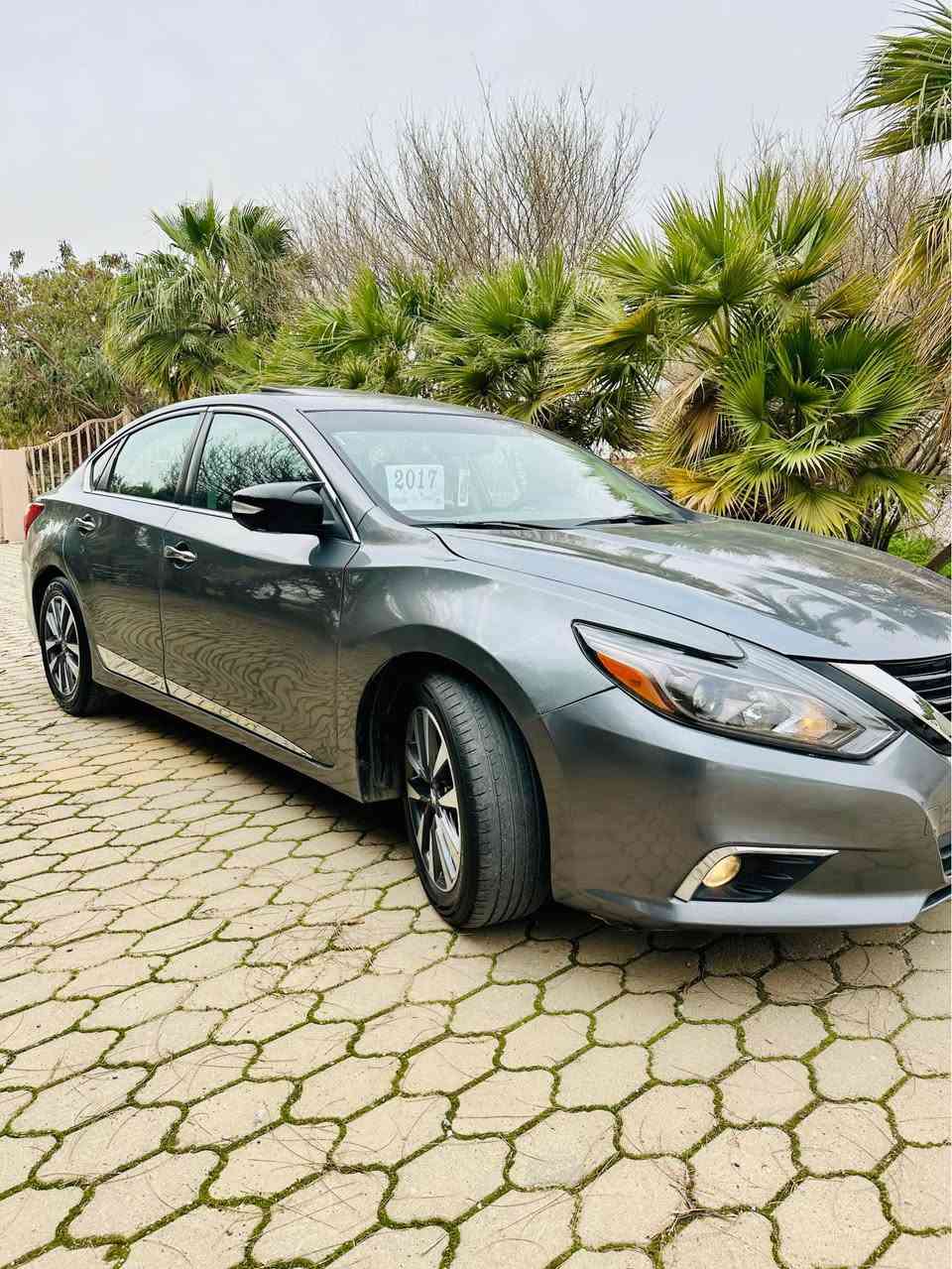 التيما موديل2017
100 ميل الف ماشيه
مواصفات SL فول فول
بيه جاملغ بونيد
3 مكانات بارد بي
كير ومحرك شرط
مكانه كركوك
سعر123 وبيه مجال 
*********** كركوك, العراق
