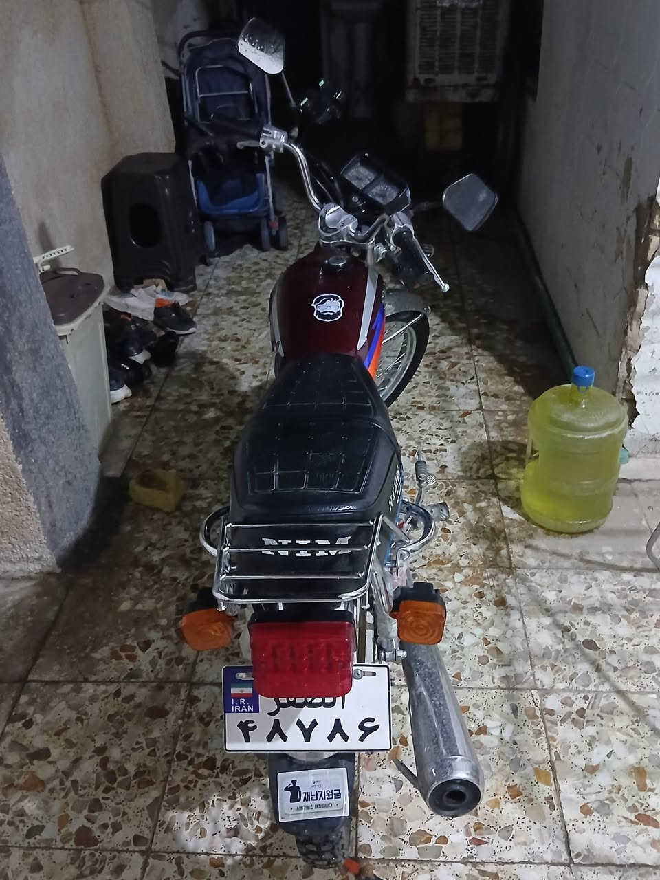 سلام عليكم دراجه للبيع نامه موديل 2025 أوراق كامله مكفوله شراي  *********** مكان بغداد الحسينيه
