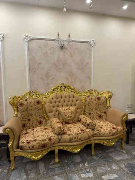 تخم زان مصري دمياطي 10مقاعد مع طبله وسطيه مرمر طببعي مكاني البياع حي التراث شراي اتصل
***********
