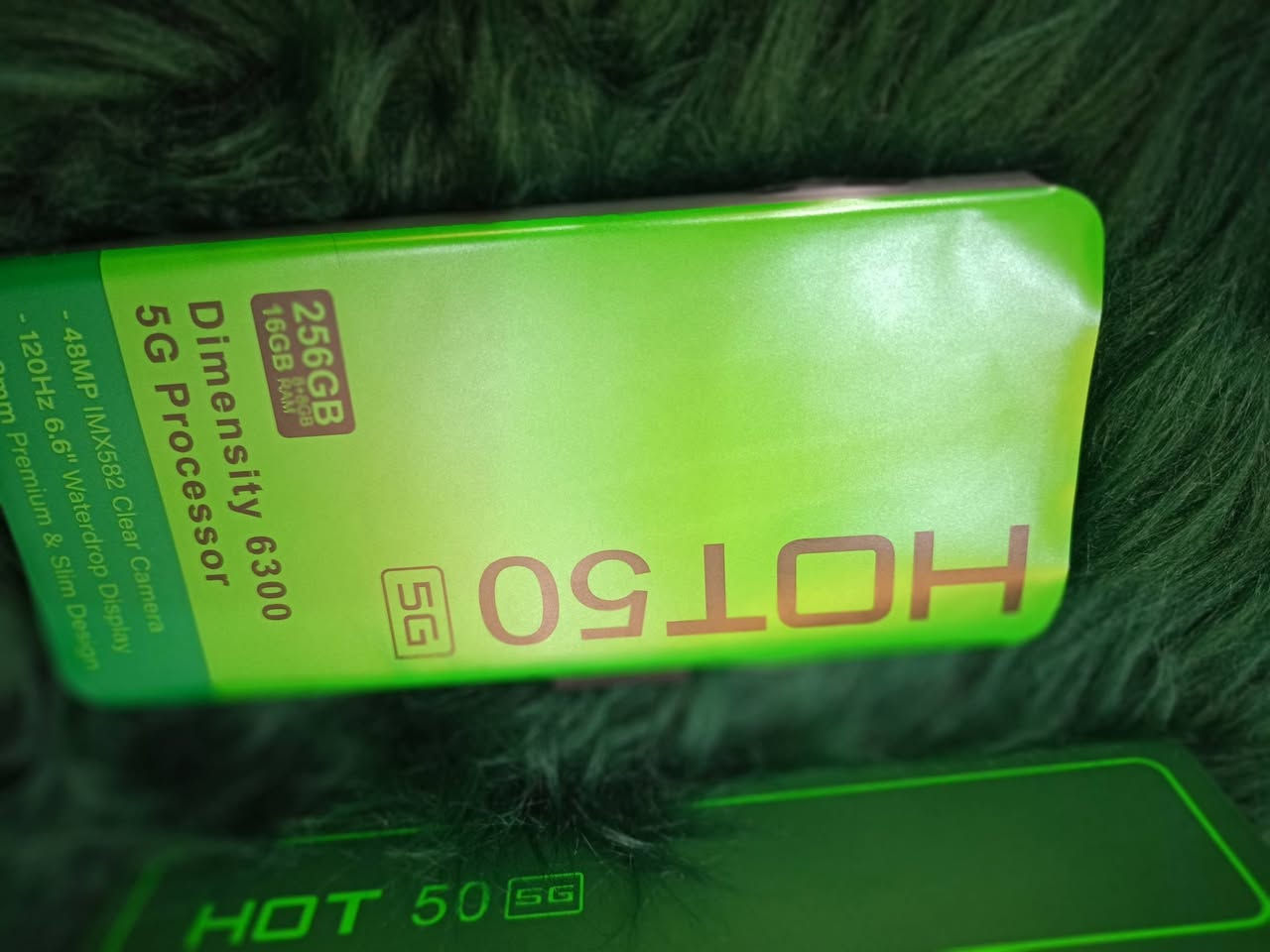 📱🔥 متوفر الآن – Infinix HOT 50 5G 🔥📱
✨ جهاز جديد 100%
✨ غير مستعمل نهائياً
✨ حتى لاصقة الشاشة الأصلية بعده موجودة 😍
📦 السعة: 256GB
🚀 رام: 8GB + توسعة
📸 كاميرا 48MP
📱 شاشة كبيرة واضحة وسلسة
📶 يدعم 5G
🔋 بطارية قوية تدوم طول اليوم
🎁 الجهاز نظيف جداً وجاهز للاستخدام
💬 السعر علخاص وتوصيل موجود لكل محافظات العراق


**إذا كنت صاحب هذا الإعلان وتريد حذفه لأي سبب، رجاءا أرسل رسالة إلى الدعم الفني**