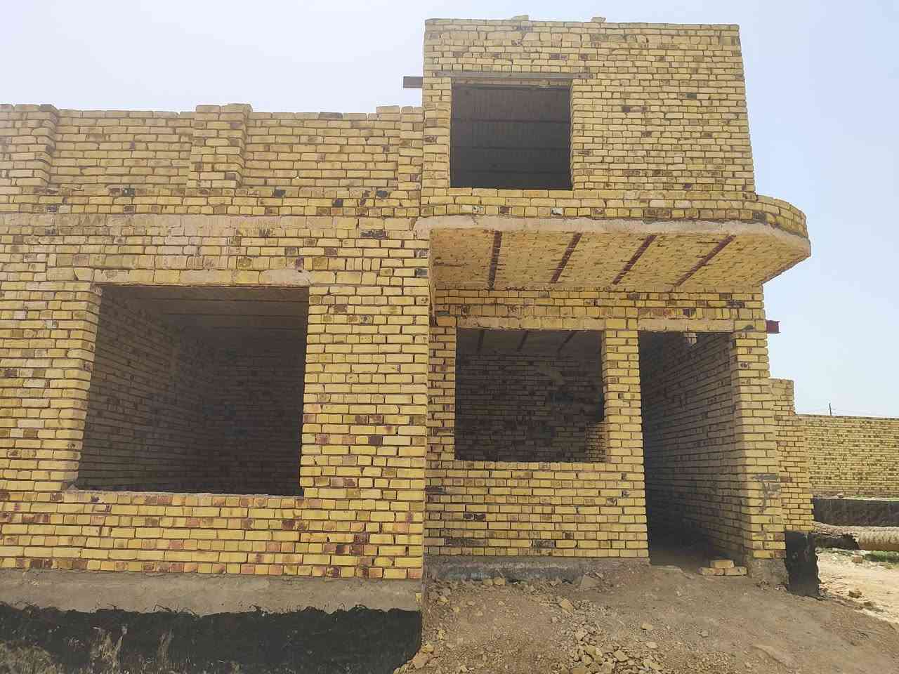 هيكل للبيع مساحتها 240خلف ملعب بيت نصيف طابو زراعي سند 25 بناء طابوك وعكاده متكون من
غرفة نوم عدد 3.  4*5
صاله 4*6
مطبخ 4*4
استقبال 4*5
مجمع صحيات دخليه 
سعرها 50وبيها مجال 
اي استفسار اتصل على الرقم التالي 
***********
