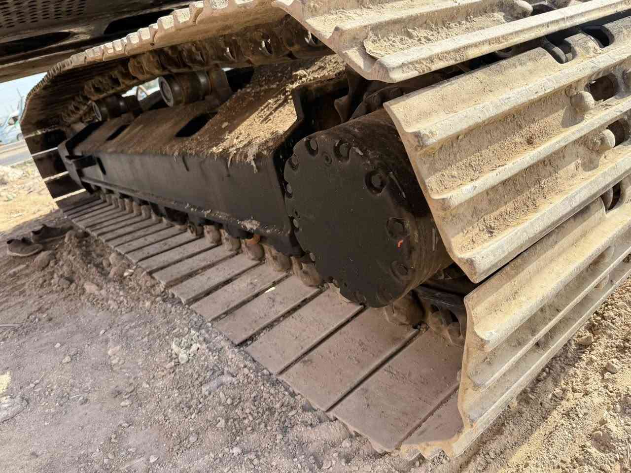 سلام عليكم. للبيع حفاره هيتاشي زت ثري حجم 210 ايل سي رقم بابل الماني شرط التحويل بيها صبغ ثگاله مئسسه نقار. كماشه بلادي محرك. مضخه. حركات. حداديه خير من الله. تبريد ثلج. وياها. كماشه. وكيله متر وعشره جدد. مكينه جاهزه للعمل مابيه. نقص برغي. مكان. بغداد. الشراي يتصل ***********
