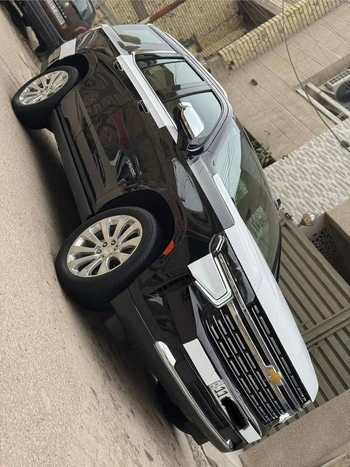 تاهو 2023 برايمر خليجي كفاله عامه عدا بارد بسيط كلش الباقي كفاله مغلفه ppf مكينه ٥٣٠٠ مكينه كير مكفولات السياره كله غراضهه موجوده ماشيه 37الف كيلو مكاني بغداد اليرموك 
السعر 540 وبيه مجال بسيط..
***********
