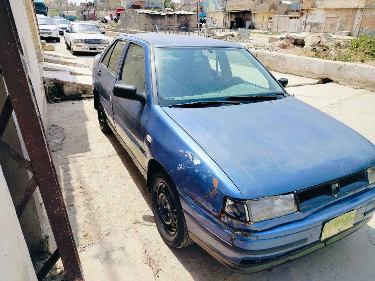 سياره سيات للبيع 
كير ومحرك برزيلي شرط 
بيها كاربون ورقي 
صحبه شرعي شرط تحويل 
طخم جديد سياره كامله  سعر 11 وبيها مجال لطيبين  
رقم الهاتف ***********
