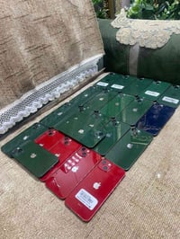 آيفون 13 • ٢٥٦/١٢٨ • بطارية ٨٠-٨٩٪