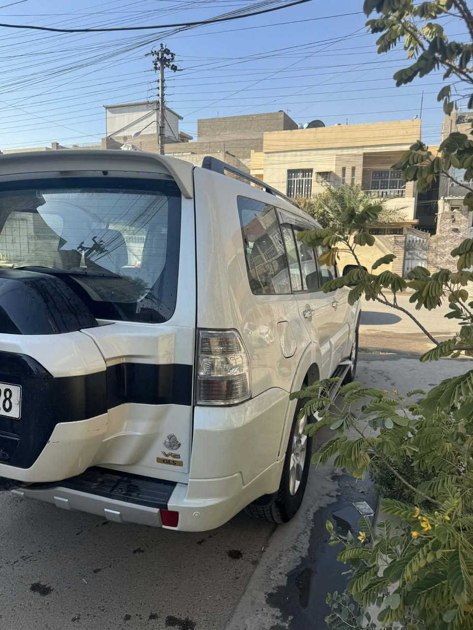 للبيع ‎
باجيرو حبتور 
موديل 2016 
خليجي بيه صبغ دعاميات امامية وخلفية وبيه اصبعين بارد بالجاملغ الامامي جهة السايق / والباقي مكفول 
معروفه مواصفات الحبتور فول 1/1 
فتحة
جلد 
كراسي كهرباء 
دمام
ماشيه72 الف
محرك 3500
السعر 210
.
رقم بغداد باسمي تحويل مباشر 

العنوان : بغداد 

اي استفسار الاتصال على الرقم / ***********
