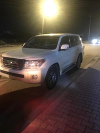 لاندكروز • ٢٠١٣ • مصفح