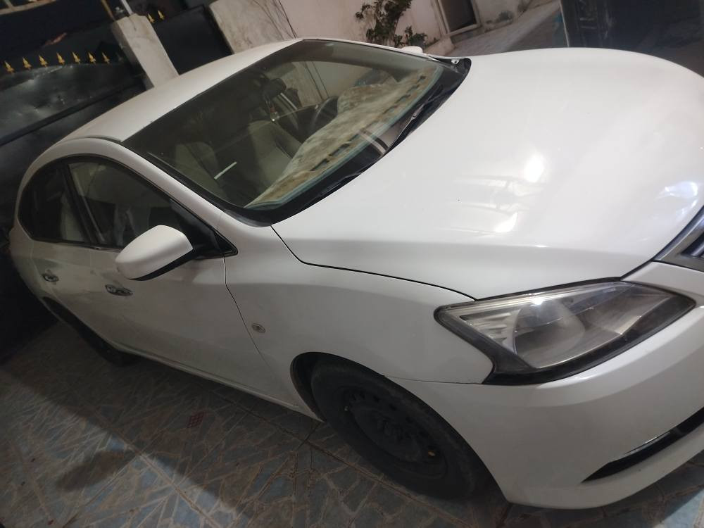 نيسان سنترا خليجي 2015 بيهه ٥ قطعه صبغ بدون دواخل ابيعه حيزام كيروالمحرك شرط جديد *********** شراي خابر بيهه. تعديل بل سقف سعر 82شرط تحويل والغرامه مكان سيارة كركوك كركوك, العراق
