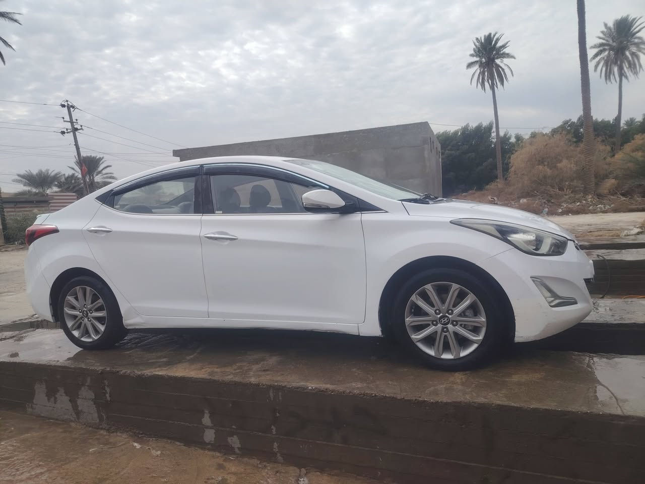 السلام عليكم البيع ومراوس حسب قناعه افانتي موديل ١٤ خليجي بيهه ربع جاملغ صبغ بدون فتح مكينه 1600 gdi بدون دونز فول موصفات عده بصمه شاير بل مري شفط كشن جلد سياره واحده ع واحد ترهم مراوس ب صول سعر ١١٠ الاستفسار اتصال على رقم *********** مكان بابل وتساب متوفر
