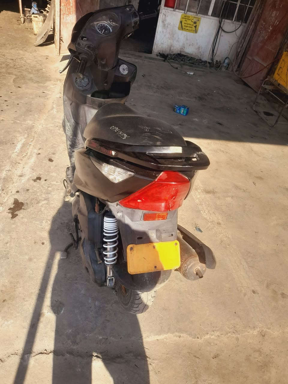 سلام عليكم ثعلب جيتي ار موديل 2008 دراجه خير من الله سلف هندر نكره معدل يخبل مكينه مامفتوحه كهربائيات كلها شغاله سعرها 400 بيها مجال مكاني الرئاسه مال عبيدي بشارع 20 واتساب فقط ***********
