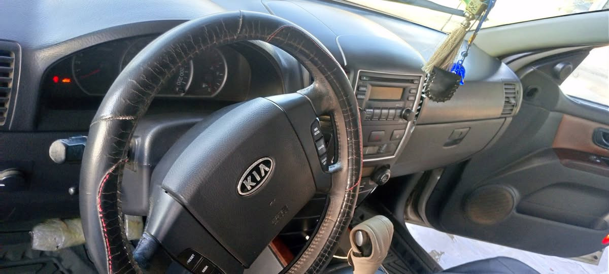 سلام عليكم سورنتو البيع خليجي مكفوله عامه 2009
السعر 120بيه مجال  ***********
