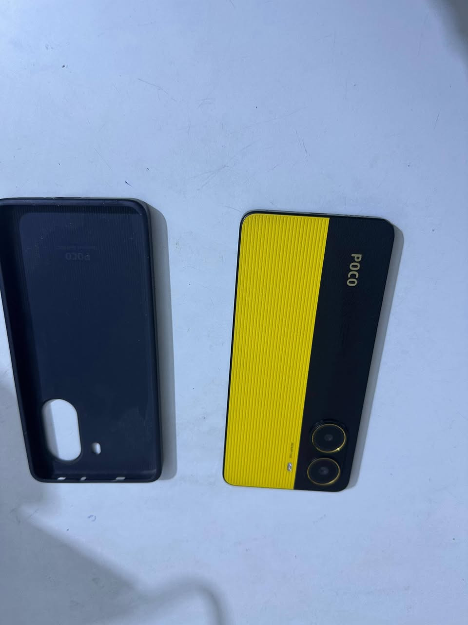 السلام عليكم...
موبايل بوكوX7برو ذاكره 256 كلشي ويا. 
الشاحنه و الكفر و الكارتونه و ضمان سنه. 
السعر: 300 وبي مجال


**إذا كنت صاحب هذا الإعلان وتريد حذفه لأي سبب، رجاءا أرسل رسالة إلى الدعم الفني**