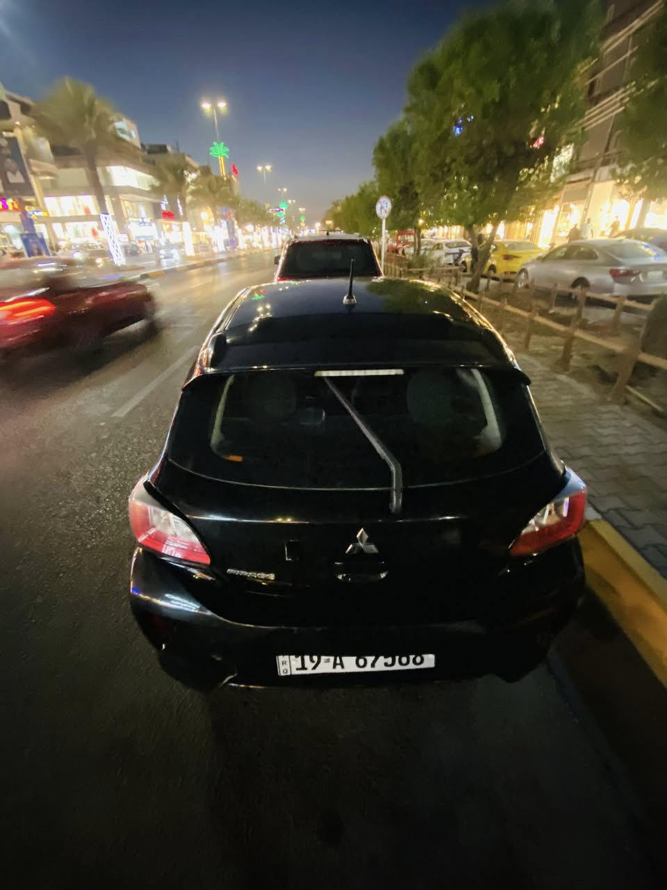 سلام عليكم
ميراج مديل 21 معوقين كربلاء 
السعر 60 بيها مجال حك الجيهه مكان كربلاء للأستفسار ***********
