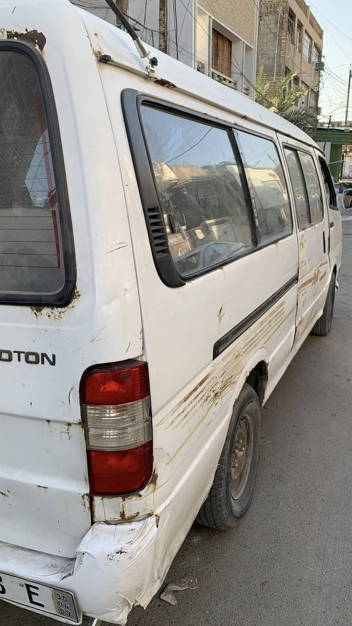 سلام عليكم فتون موديل ٢٠٠٩ رقم انكليزي بسمي تحويل ثاني يوم  شاصي اليمنه يرادله تعمير السياره طافيه سبب كعربائيات مكان بغداد الشعب السعر ٣٨ ويها مجال
