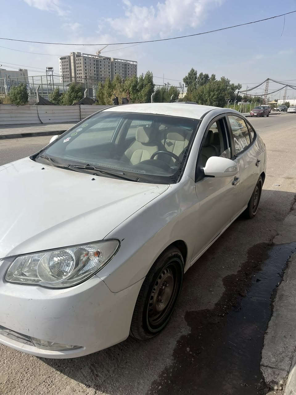 الانتره ١١رقم اربيل جديد تريد وكاله تريد مداور سياره بيه صبغ جاملغ وبنيد وباب السايق وبيه نواقص بسيطه مكينه وكير جديد سياره ب٨٦وبيه مجال بسيط مكان سياره نجف***********
