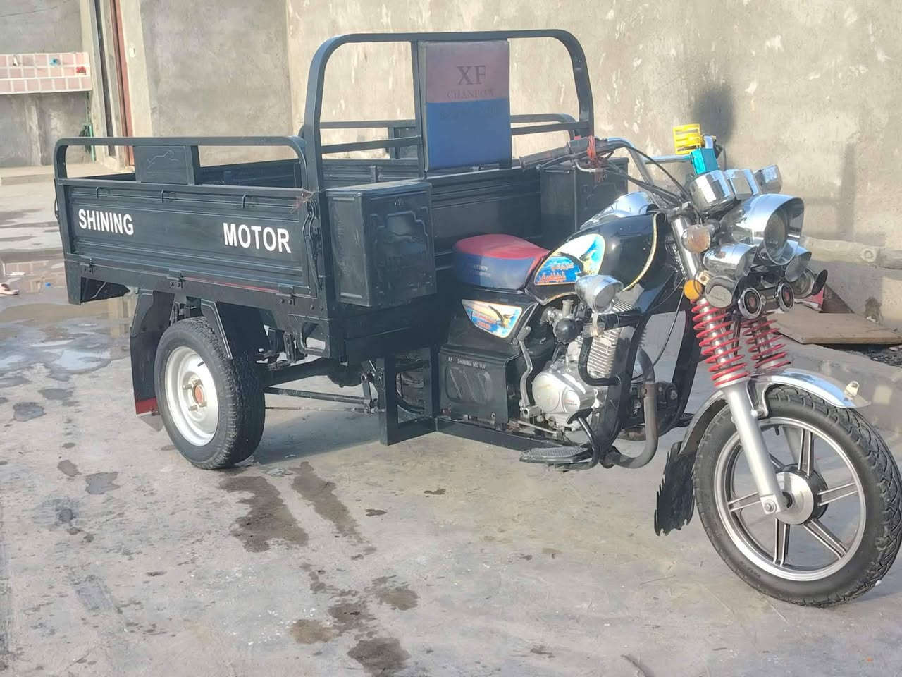 السلام عليكم ستوته موديل 23 مكان ستوته بابل حمزه الغربي السعر 2550 وبيه مجال***********
