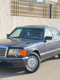 مرسيدس رئاسي موديل 87 صبغ عام اثر جراد مكفوله منضربه سياره جاهزه وحلوه...