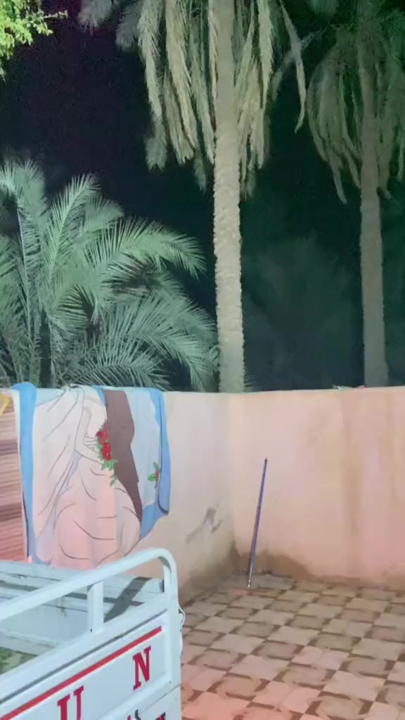 سلام عليكم ستوته للبيع مديل2020 اوراق اصولي غراض بس لبدي بي زروف شويه بل كاعيه كله جديد تواير جدد وياله ضفيره باتري كله جديد محرك ما مفتوح جديد ما ناقصه شي شراي يتصل سعر مليون وسبعميه وبيه مجال ***********بسوق شيوخ
