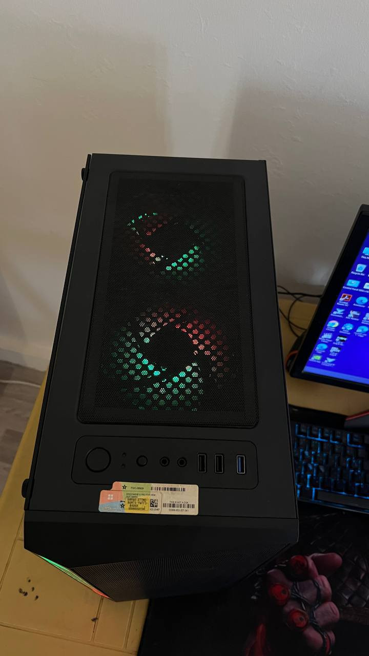 السلام عليكم PC للبيع بسعر 925 وبيهة مجال بسيط المواصفات :
النظافة كدام عينكم بالصور  استخدامي الشخصي 

وندوز 11 مفعل الرسمي كود التفعيل موجود في حال الفرمتة .

CPU: Core i5 12400F

MSI MAG CORELIQUID 240R V2. RGB مبرد مائي 

MB: ASUS PRIME H610M-A D4

GBU: RTX 3060ti 8GB

RAM: 16GB 8*2 3200 HZ 

LEXAR M.2 1TB 

BULLET M.2 256GBQ

SSD ADATA 128GB

PW: Thermaltake 650

Case : 6 FAN RGB الكيس ماعرف اسمه موجود بالصورة

الكرت حرارته 70-72 

كارتون المبرد موجودة فقط 

مكاني بغداد 

925 وبي مجال 

ادمن♥️


**إذا كنت صاحب هذا الإعلان وتريد حذفه لأي سبب، رجاءا أرسل رسالة إلى الدعم الفني**