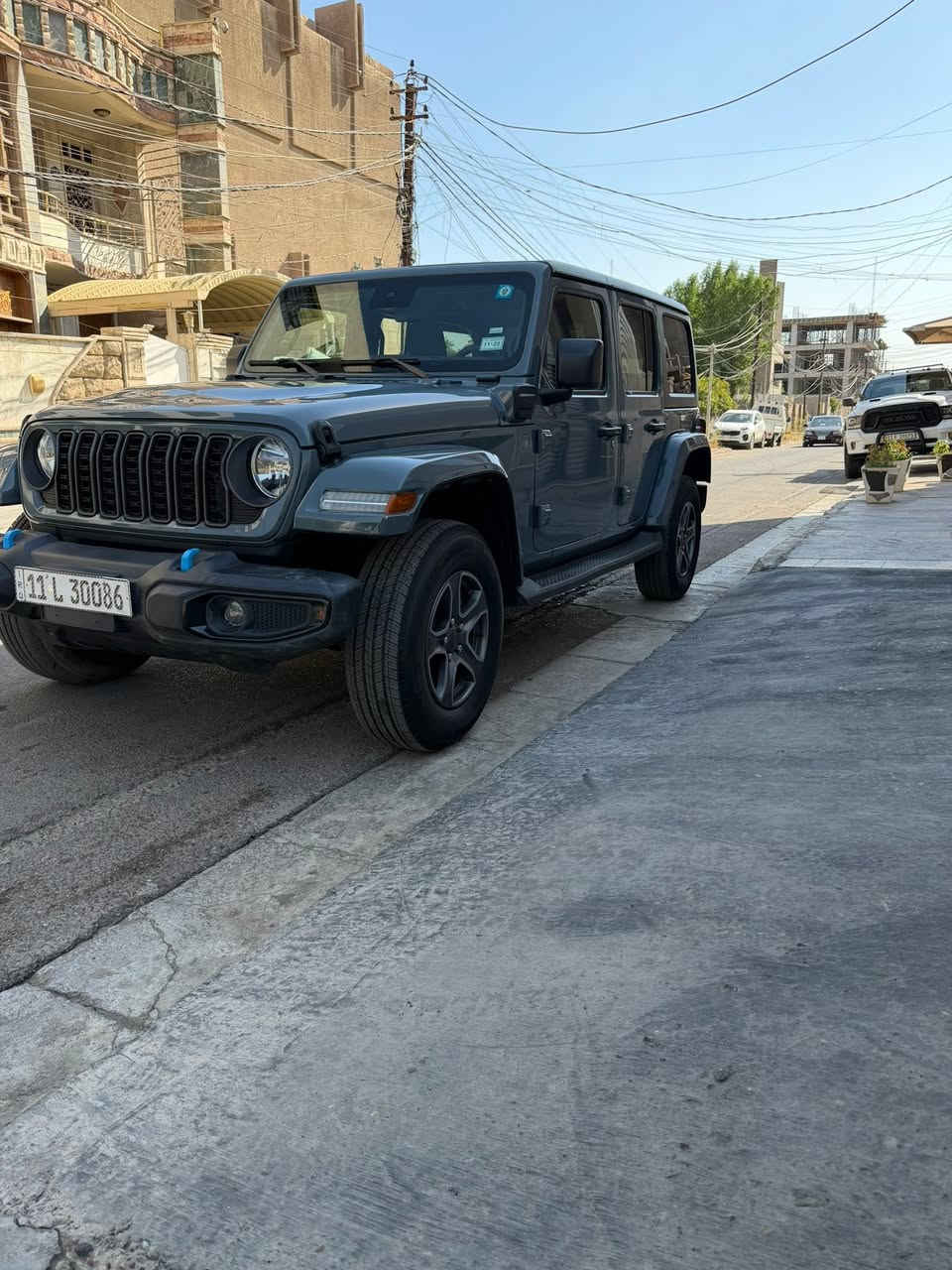 السلام عليكم جيب رانكلر  4Xe 2024  وارد امريكي
السياره مرقمه و جاهزه 

       2024 JEEP WRANGLER, SAHARA 4XE.  2.0L

حجم المكينه : 2000 تيربو + هايبرد + هجين شحن خارجي
المسافه المقطوعه : 16 ميل       
                    
الضرر السياره  :حادثه سطحي الجاملغ والباب اليسار

   الايرباك : برده و راجع سستم

#المواصفات 
1.قماره تتفصخ صير كشف
2.بصمه 
3.لوكير
4.كشافات 
6.شحن خارجي
7.هيتر بالاستيرن 
8. شاشه
9.هيترات بالكشنات
10.تشغيل عن بعد
11.كشنات مخمن
12هيترات بالكشنات
13. دمام خلفي
 

💰# السعر 290$ وبيه مجال

☎️تفاصيل اكثر هذا رقمي ***********  بيه وات ساب

مكان السياره : بغداد الكراده
