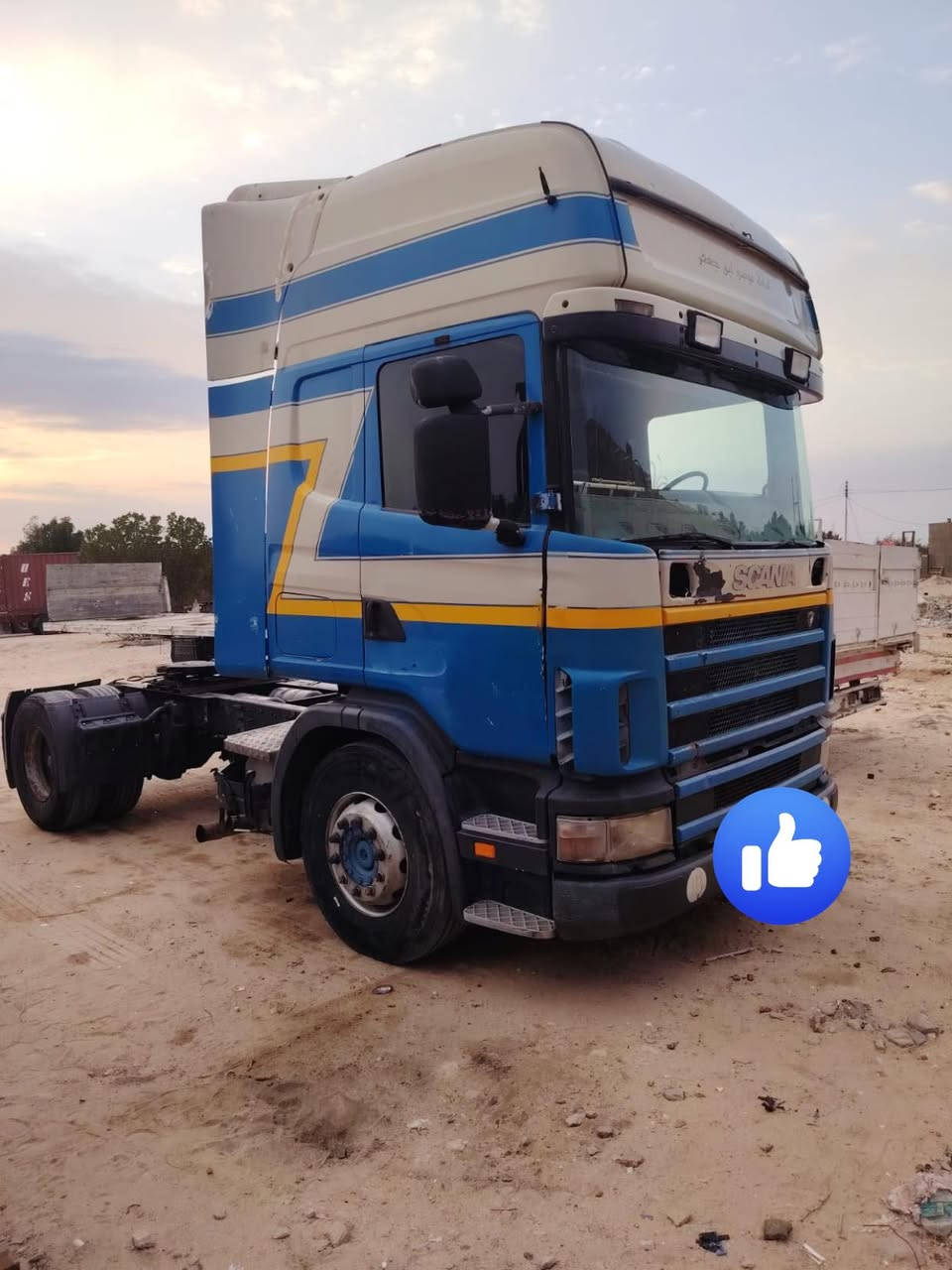 السلام عليكم سكانيا للبيع 2004رقم بصرة انكليزي مكينه انجكتر جديده لابخار ولاتنقيص كير٣/٣شاصي مكفول شرط التحويل مكان السياره البصرة *********** 
مربوطه بسنويه فلات ذات جوانب متحركه
