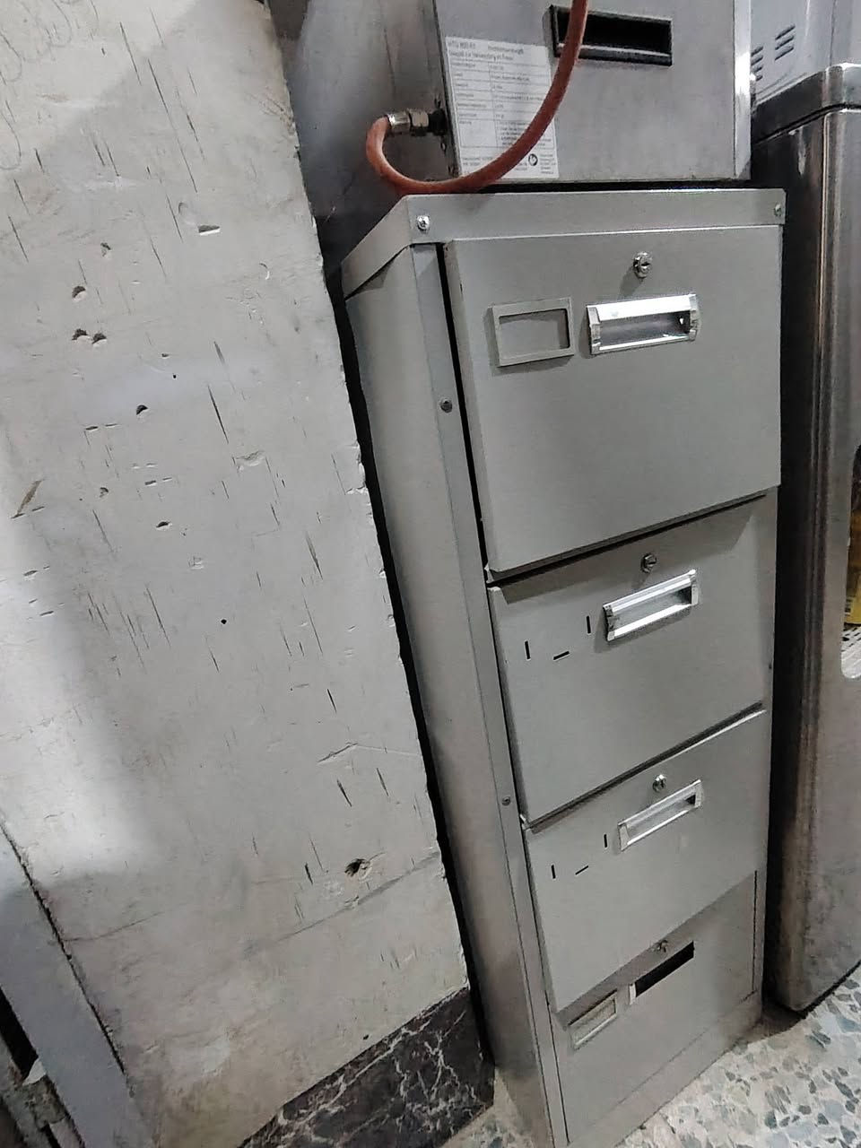 محلات البركه لبيع وشراء المواد المنزلية رمادي ٥ كيلو بضهر محطه خلف الطرموز على الخدمي للتواصل *********** واتساب
