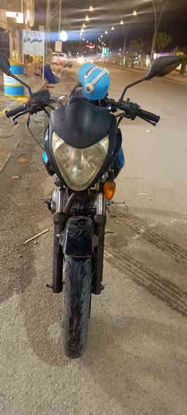 سلام عليكم دراجة دايوان محركها 200 ما مسجلة دراجة مناقصها شي تشغل وتطلع 
سعرها 700 وبيها مجال بسيط 
***********
