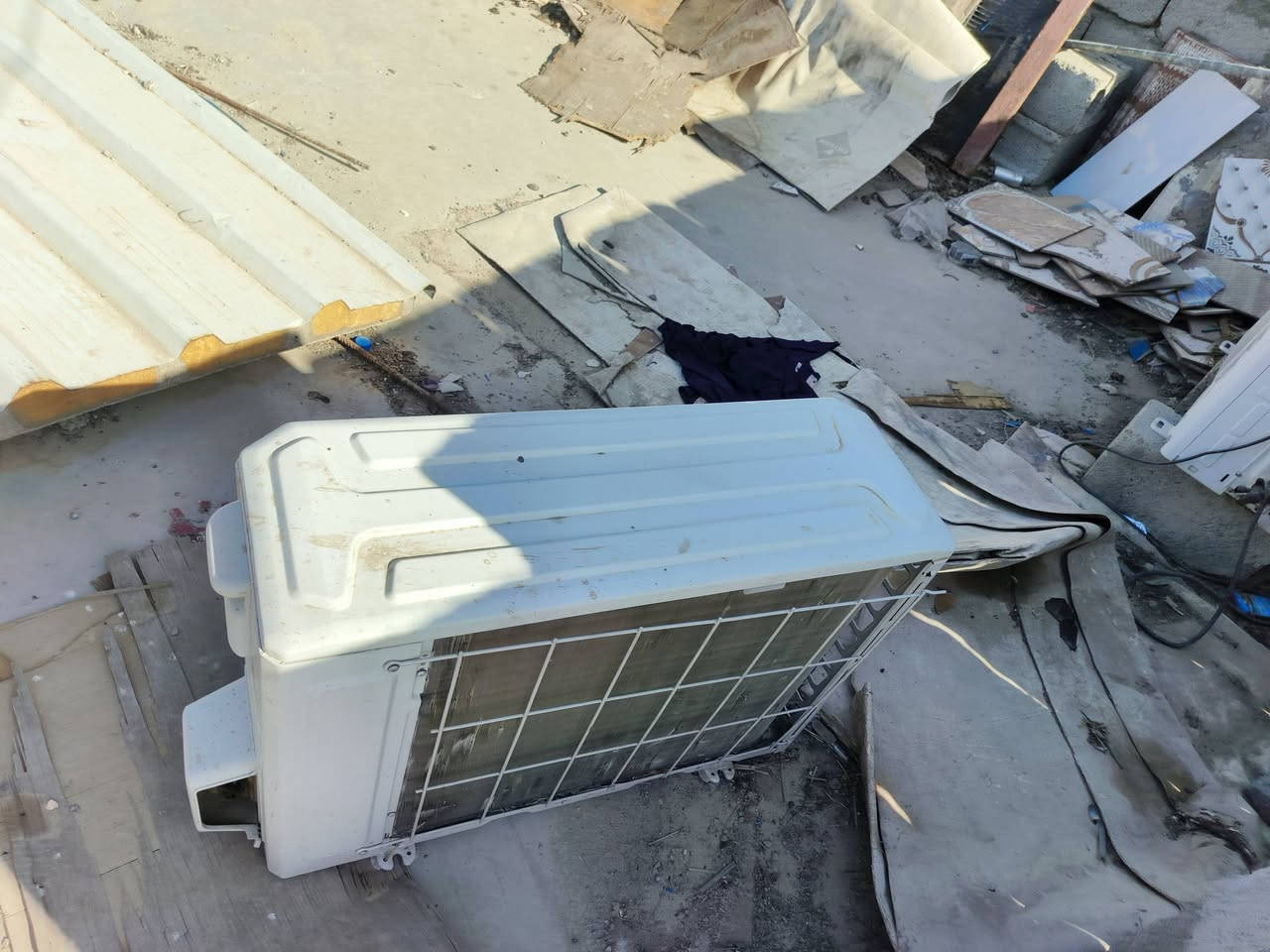 سبالت عدد 2واحد طن شغالات
السعر السبلت الواحد 200الف


**إذا كنت صاحب هذا الإعلان وتريد حذفه لأي سبب، رجاءا أرسل رسالة إلى الدعم الفني**