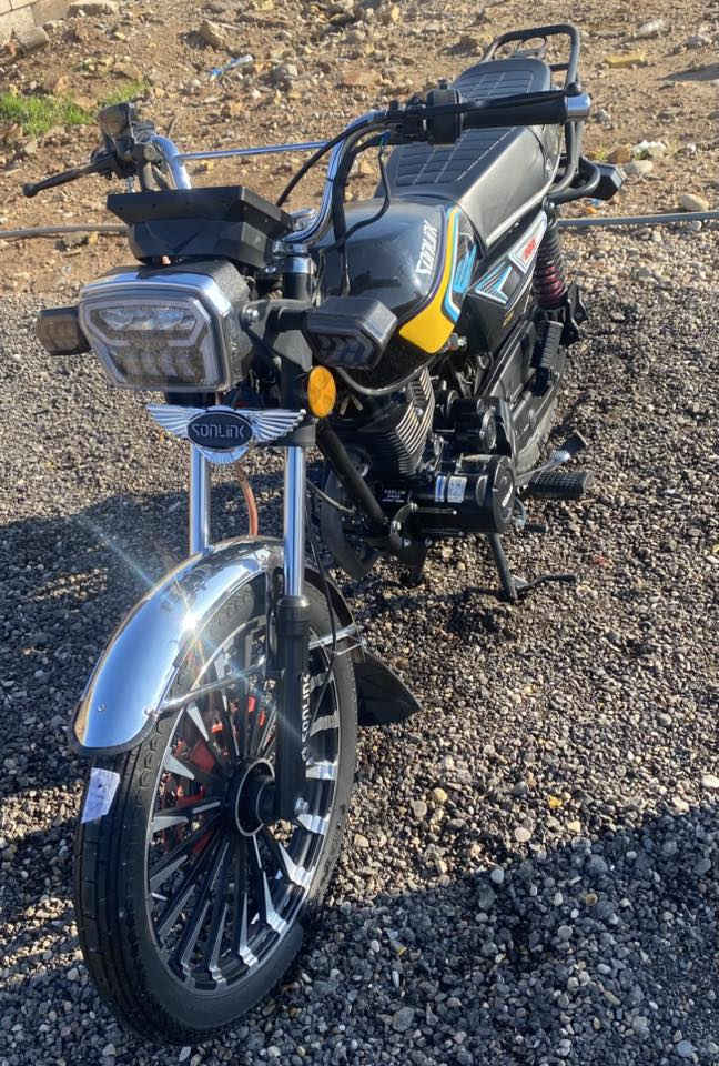 سيفان موديل 2025 مكفول مع لاوراق جديده سعر800 وبيهه مجال قليل مستعجل عل بيع 
***********
