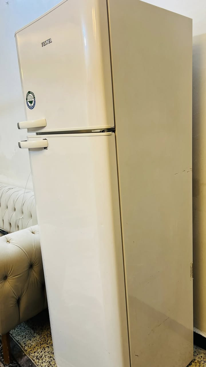 🧿﷽ 🧿 ثلاجه فزتل حجم 18 ب200 عنوان البنوك ***********
