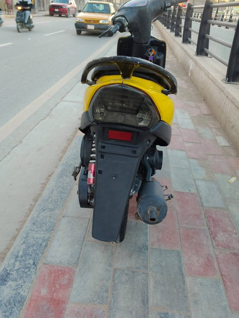 ماكس عدله ياباني 
محرك 49
نكره سلف 
محرك ناعم ماينسمع 
كلجهه الكدام تعبان فقط
سعرهه450 وبيه مجال بصيط 
نضافه احله من الصور للستفسار ***********
