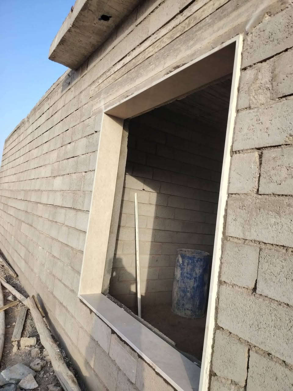 من رخصت الأمن
يوجد كادر حجر حلان بسعر مناسب شغل شرط هندسه من يرغب بل عمل يتصل عل خط و الخاص مفتوح 
***********
