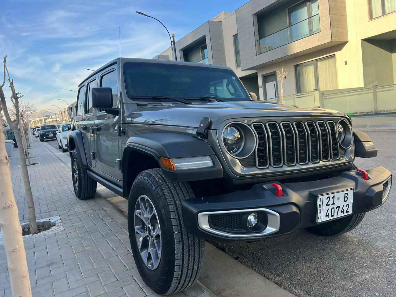 جێب ڕەنگلەر 2023  شەش بستۆن v6 
ڕەنگی چیمەنتۆی ٣٠ هەزار ڕۆشتووە 
بێ بۆیاخ بێ سارد بێ شوخت
سەیارەکە لۆکە ماشەڵا  
تەنها بۆنیدی گۆڕاوە بە ڕۆبیکۆن بیلادی  
بەسمە.شاشە.کامێرا.سوکان ڤۆلیۆم
بیلاد ناو زەرد - تاقم تایەی تازەیە 
ە‎دەبڵ ئەکسل 4x4 تراکشن 

سعر : لە کۆمێنت داوای بکە ڕاستەوخۆ بۆت دێت 🤖 

گێڕومەکینەو کارەبای و ئەکسل هەمموی بەشەرت 
سەنەوی و هەزەی تازەیە تا ٢٠٣٠ بە ناوی خۆمانەوەیە 
کتابی جام ڕەشی٪٨٠  مروری لەگەڵە  

ژمارەی خاوەنەکەی 
***********
